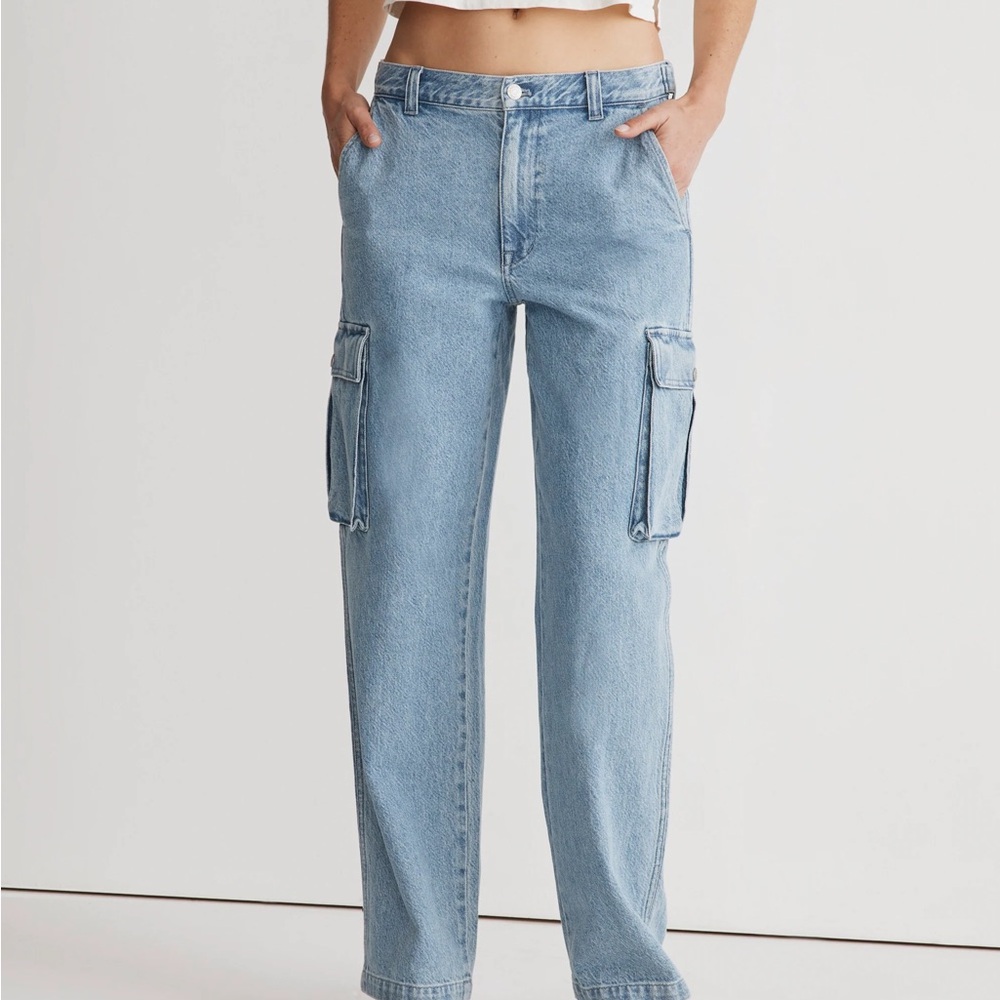 Madewell 24 blue low-slug cargo jeans